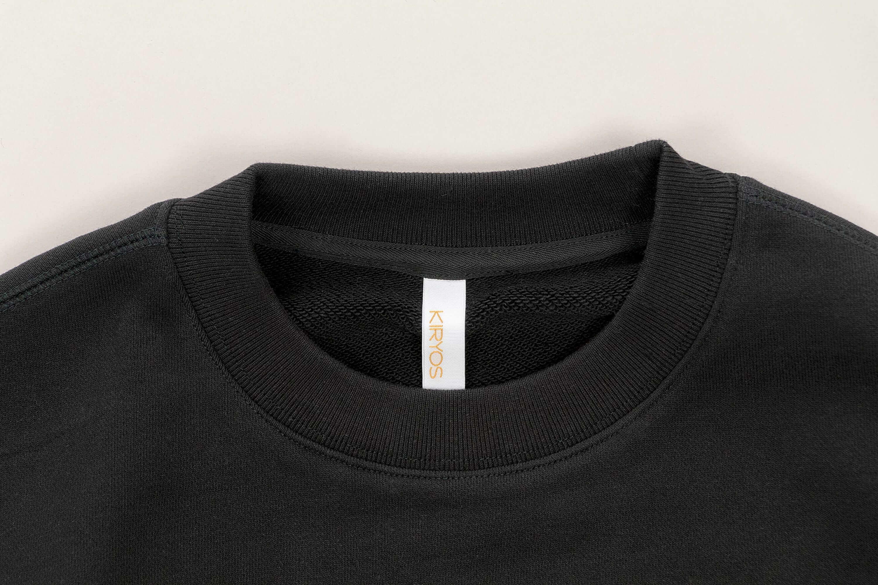 KIRYOS Embroidery Sweat Shirt